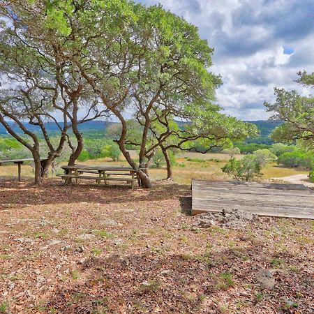 Log Cabin At Old Glory Ranch Wimberley Exterior photo