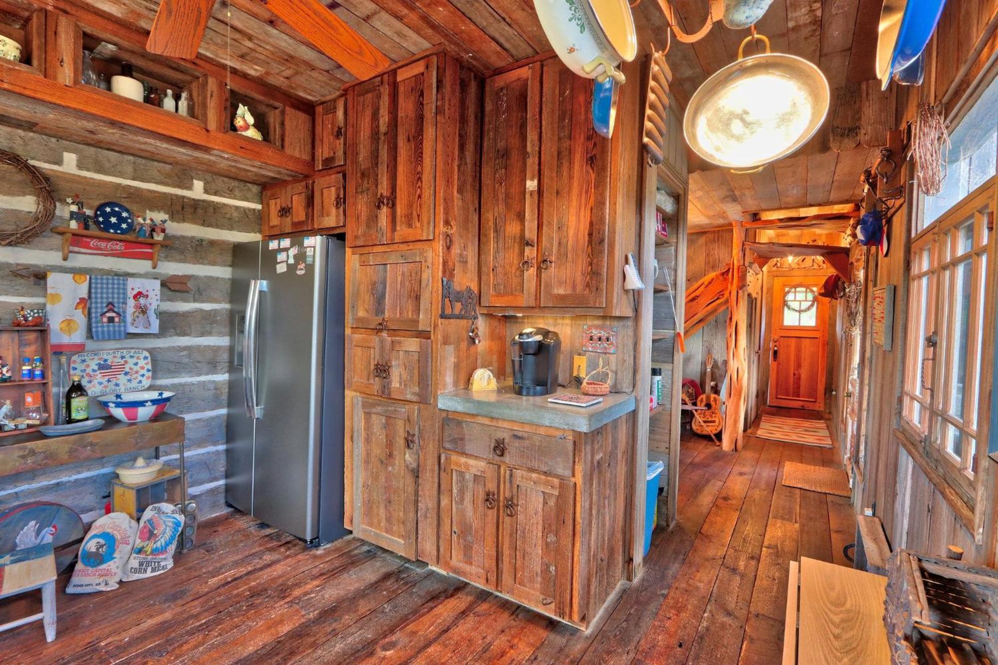 Log Cabin At Old Glory Ranch Wimberley Exterior photo