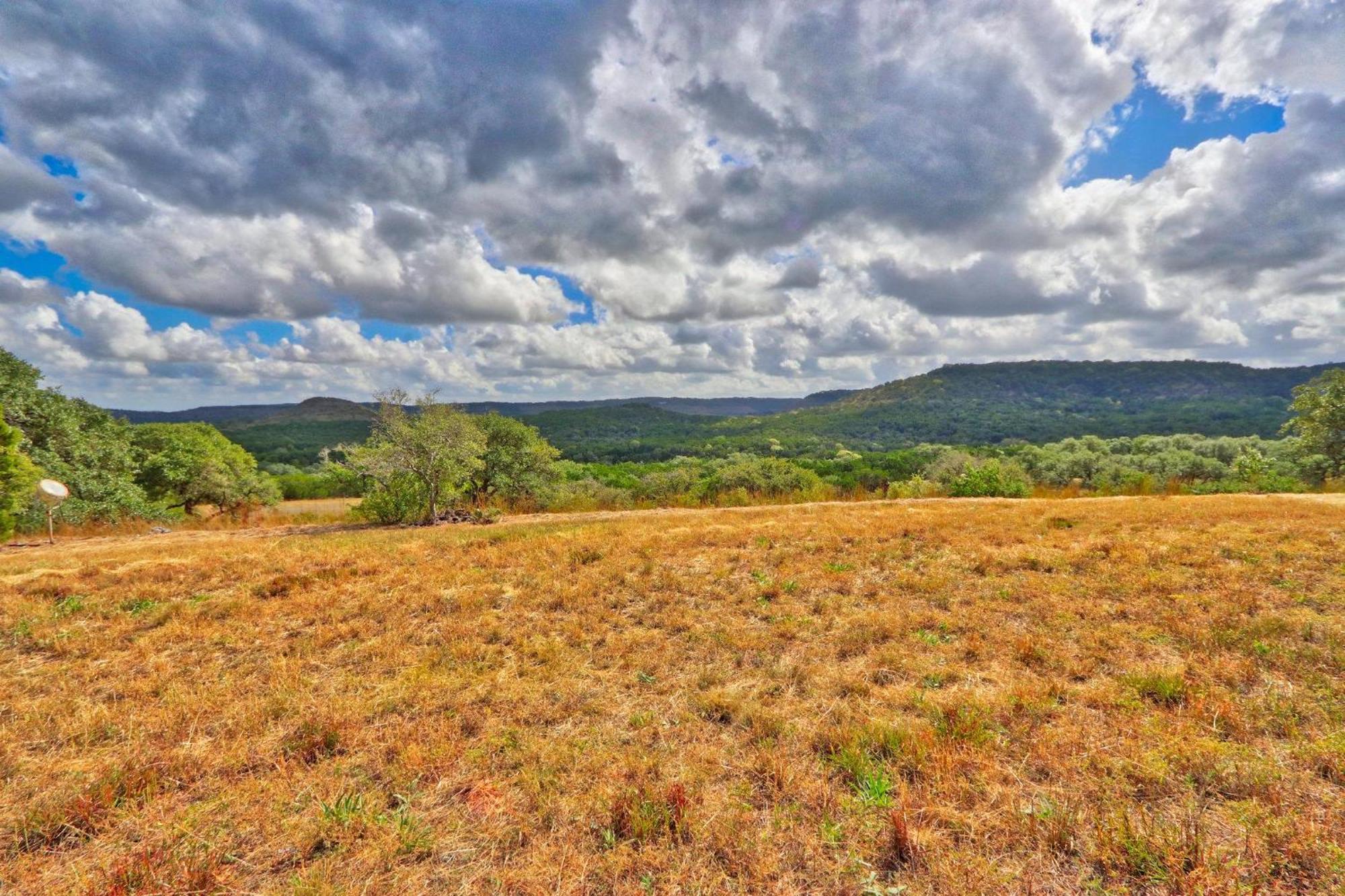 Log Cabin At Old Glory Ranch Wimberley Exterior photo